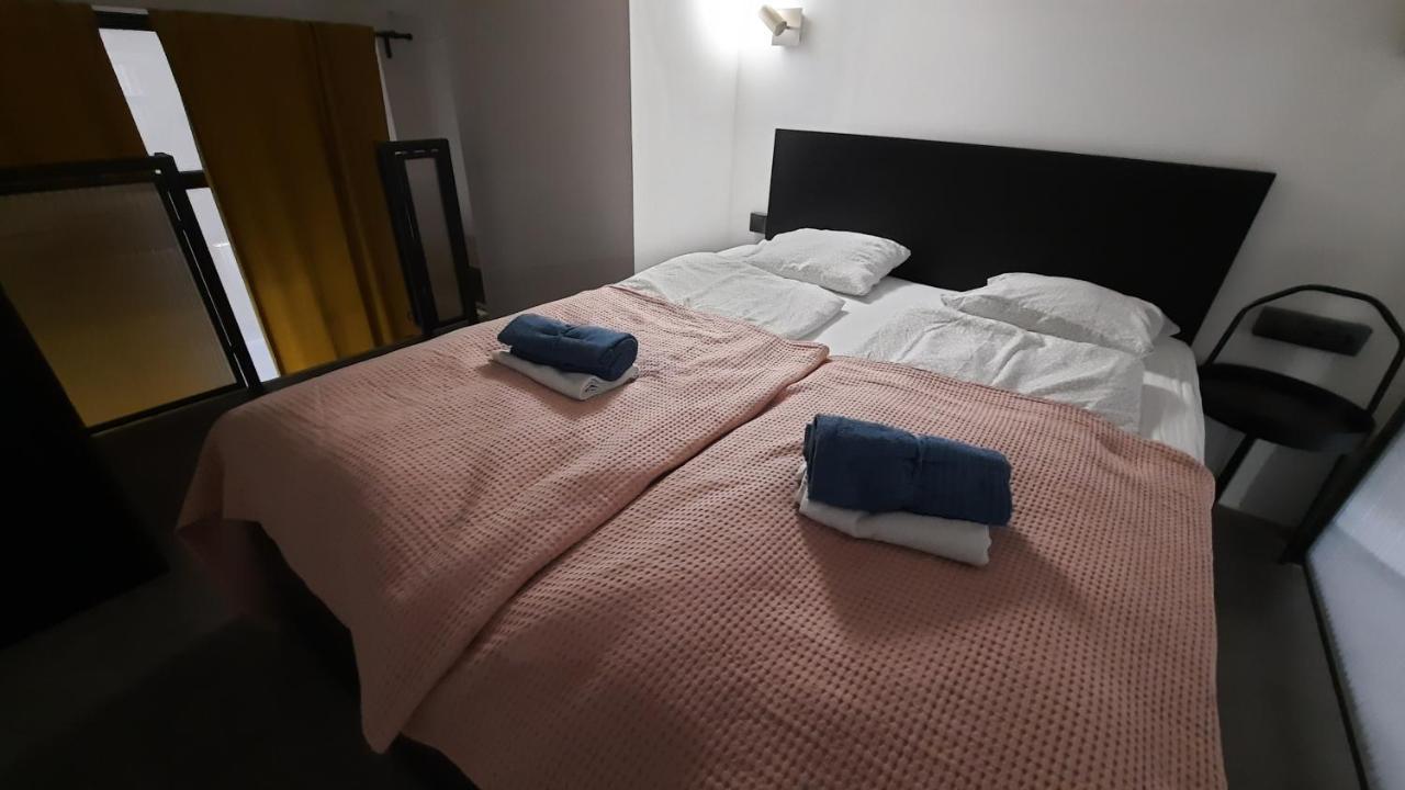 Hi-Bp In-Budapest Studio Apartman 2 Free Parking מראה חיצוני תמונה